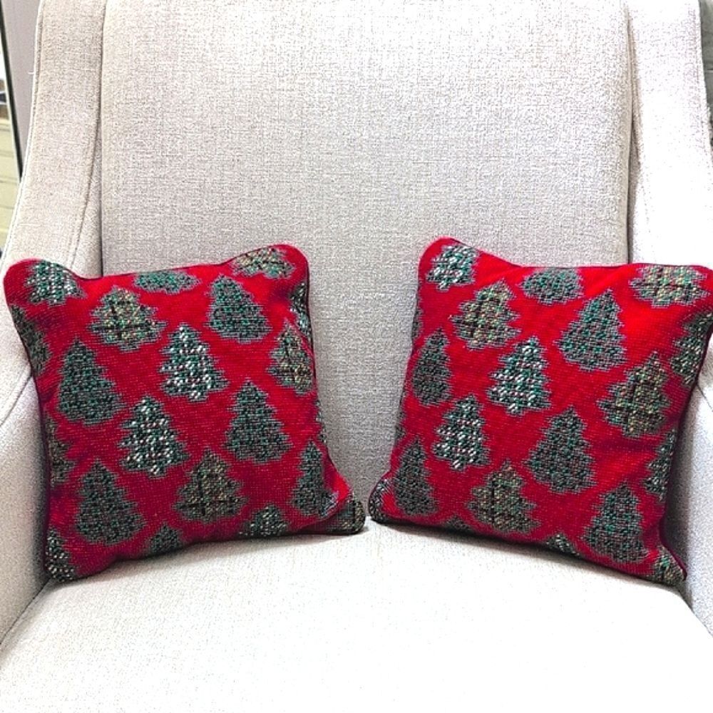 Festive Needlepoint Christmas Tree Holiday Pillows Vintage Red & Green Set of 2